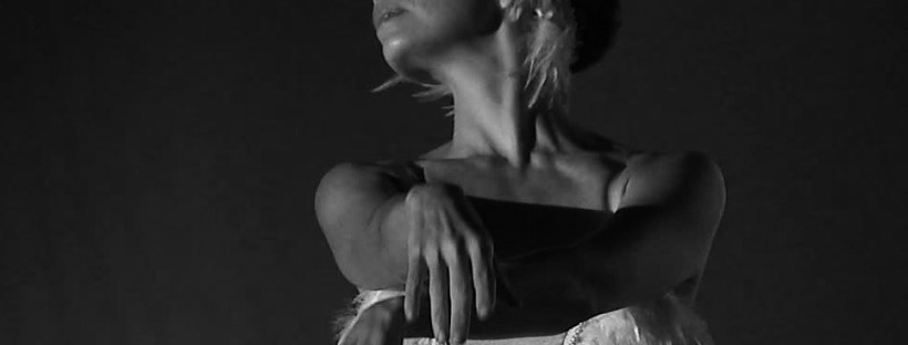 Nanny Alves, La muerte del cisne. Foto José Gayá