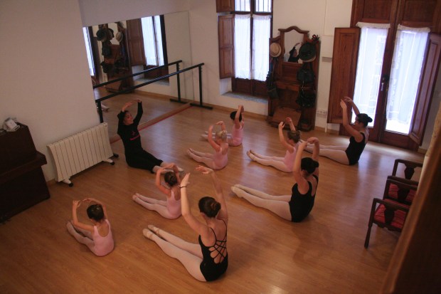 Alumnas Nanny Alves Escuela de Danza. Foto: Francisco Gozón
